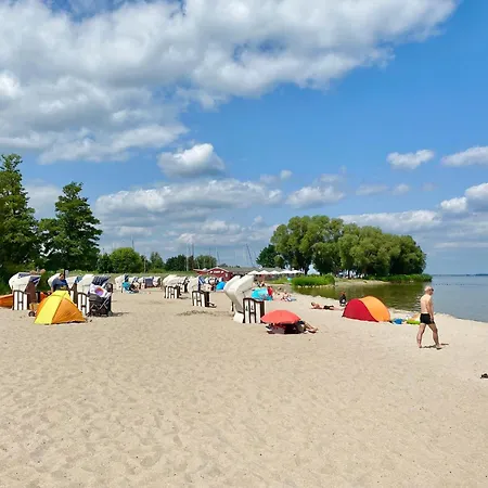 Turmhaus Moenkebude 別荘 *