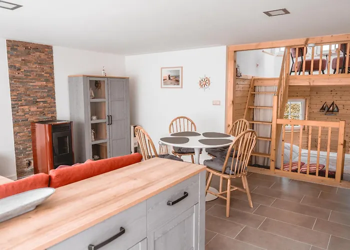 Turmhaus Moenkebude *