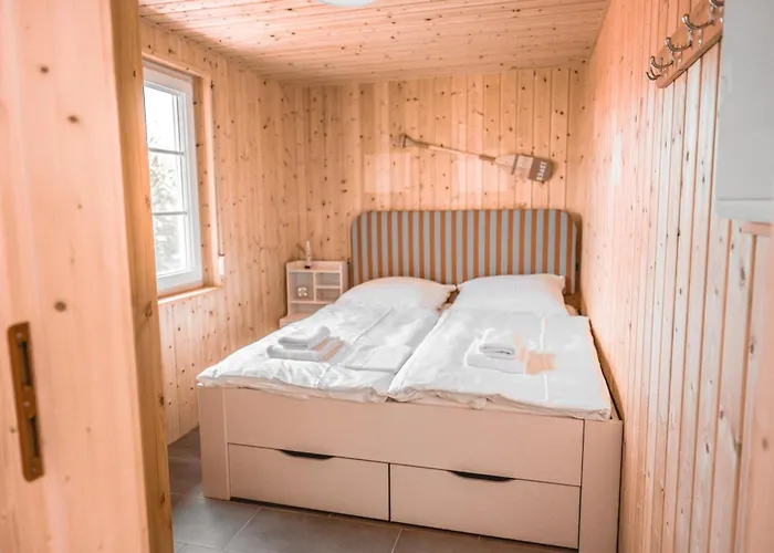 Turmhaus Moenkebude * Mönkebude