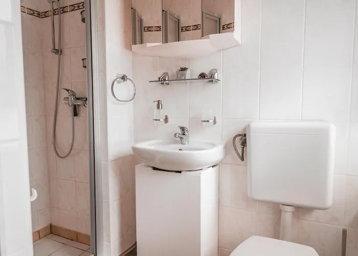 Turmhaus Moenkebude *