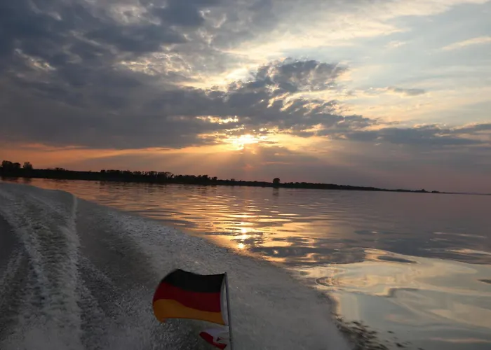 Casa de Férias Turmhaus Moenkebude Mönkebude